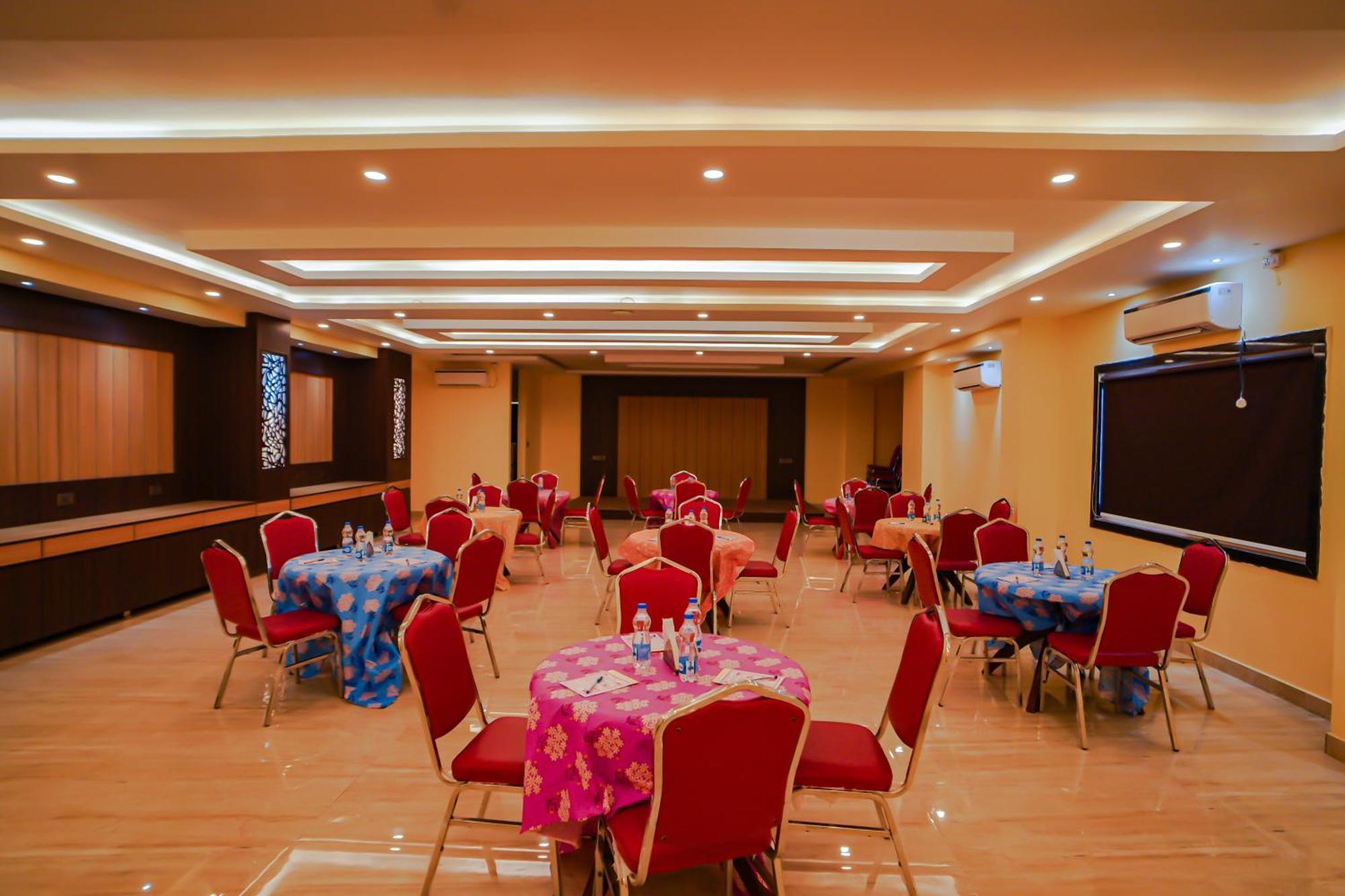 Prasant On Beach Resort !! Lift - Wifi -Restaurant-Parking Facilities-Newly Decorated Room !! Mandarmani Exteriér fotografie