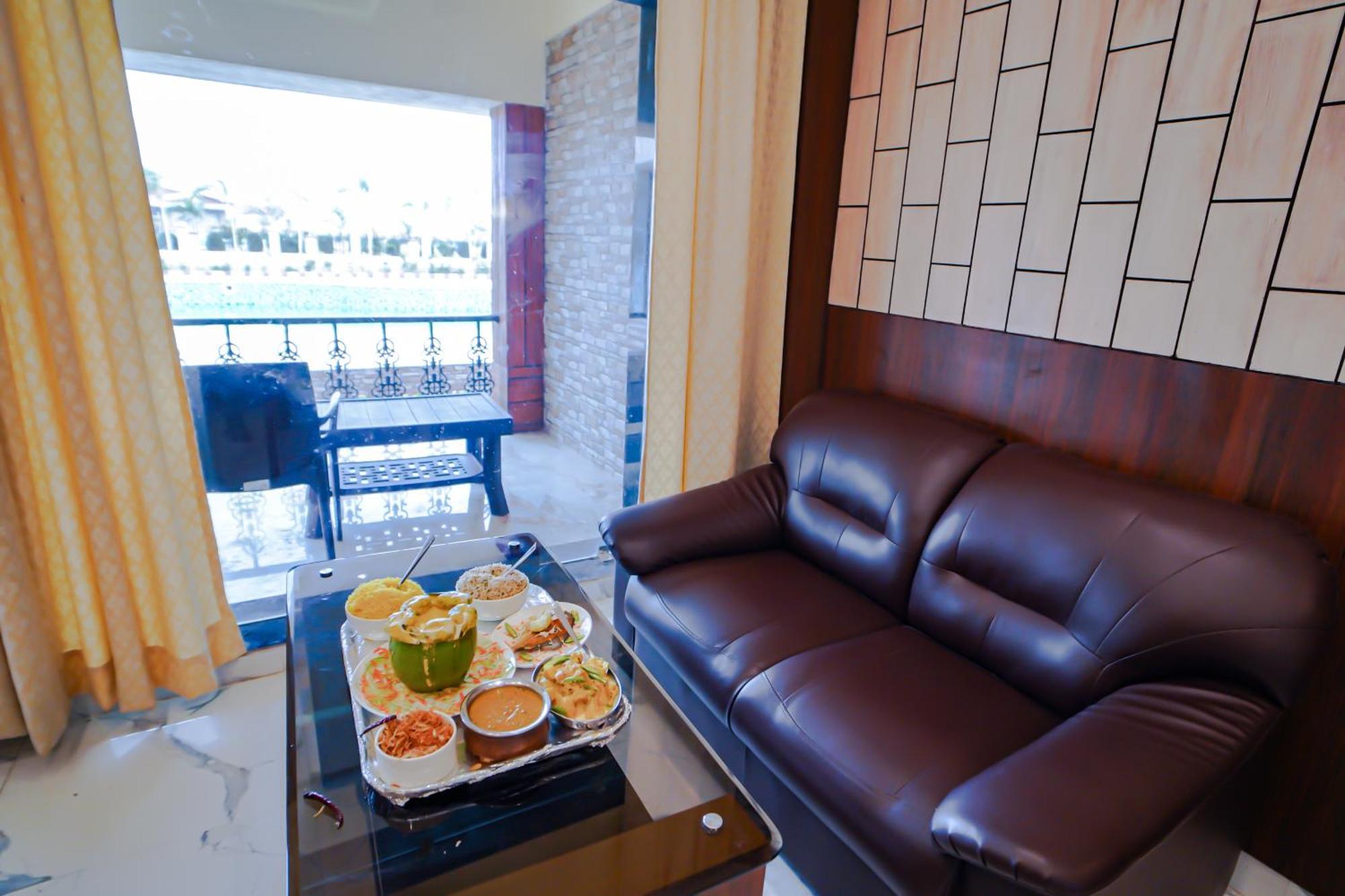 Prasant On Beach Resort !! Lift - Wifi -Restaurant-Parking Facilities-Newly Decorated Room !! Mandarmani Exteriér fotografie