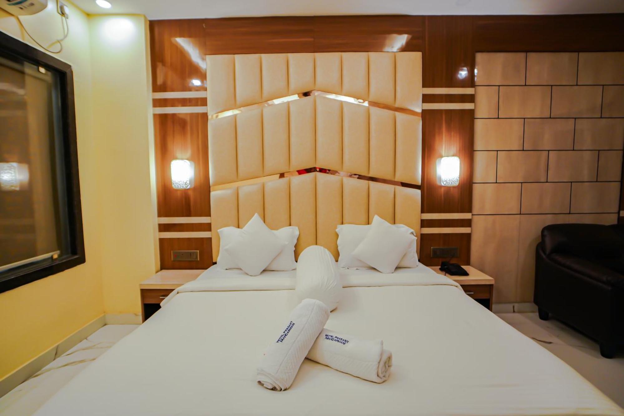 Prasant On Beach Resort !! Lift - Wifi -Restaurant-Parking Facilities-Newly Decorated Room !! Mandarmani Exteriér fotografie