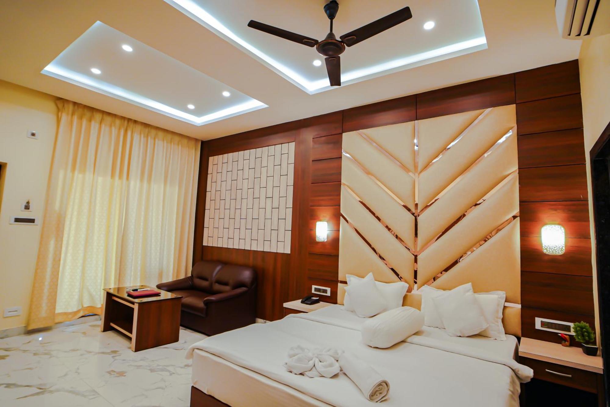 Prasant On Beach Resort !! Lift - Wifi -Restaurant-Parking Facilities-Newly Decorated Room !! Mandarmani Exteriér fotografie