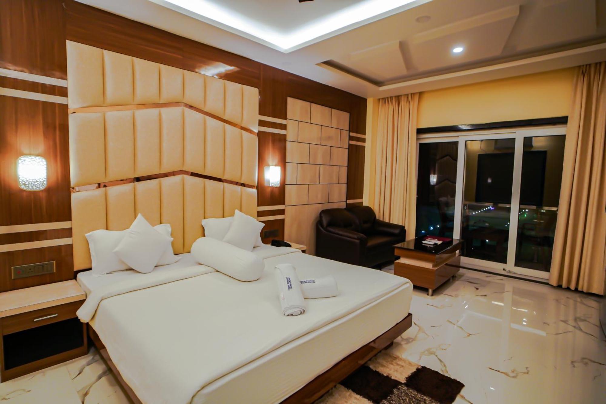 Prasant On Beach Resort !! Lift - Wifi -Restaurant-Parking Facilities-Newly Decorated Room !! Mandarmani Exteriér fotografie