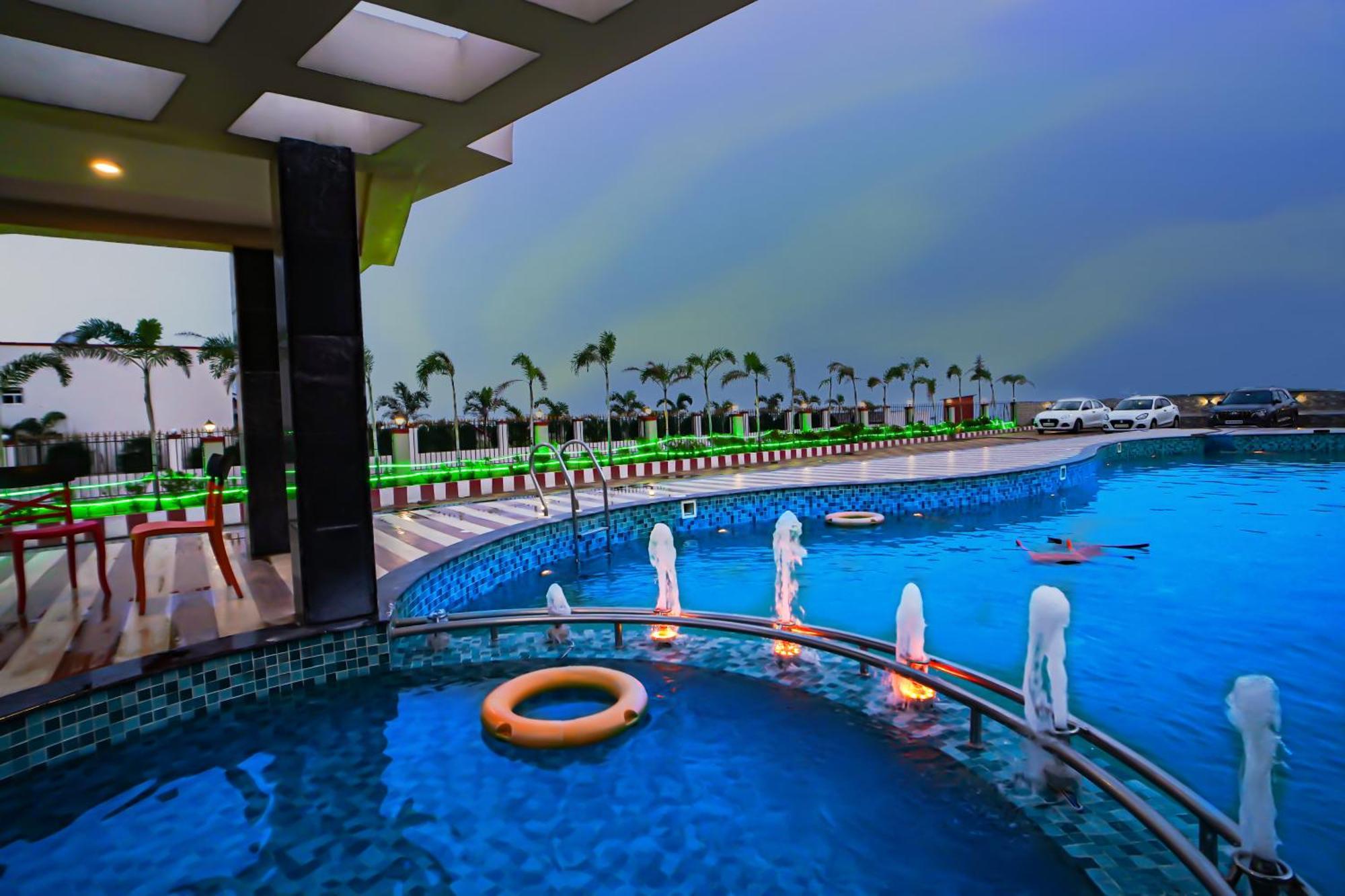 Prasant On Beach Resort !! Lift - Wifi -Restaurant-Parking Facilities-Newly Decorated Room !! Mandarmani Exteriér fotografie