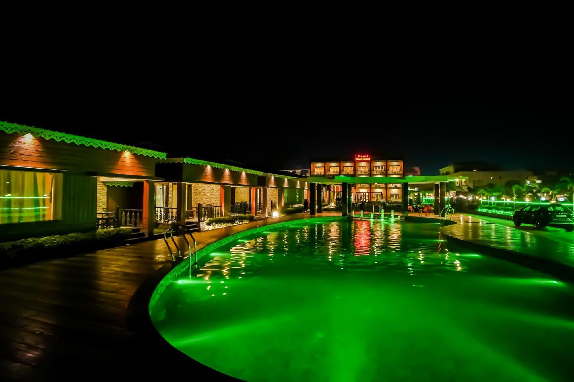 Prasant On Beach Resort !! Lift - Wifi -Restaurant-Parking Facilities-Newly Decorated Room !! Mandarmani Exteriér fotografie